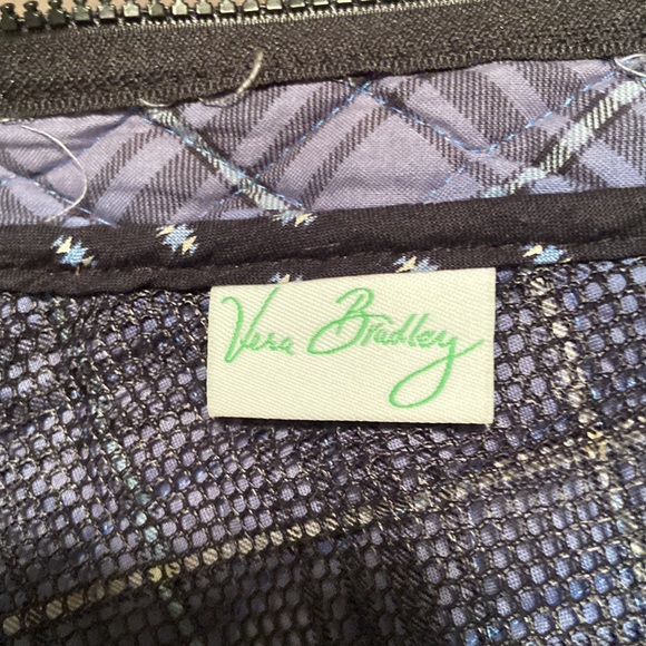 Vera Bradley Quilted Foldable Garment Bag - Picture 7 of 9